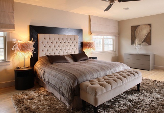 schlafzimmer modern beige taupe shaggy teppich