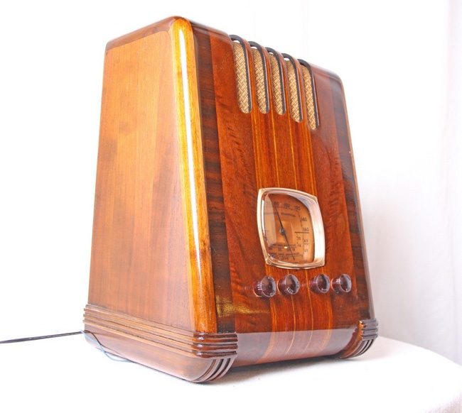 design retro Art-Deco Geräte-1936 Emerson Modell-176E Tombstone-Radio 