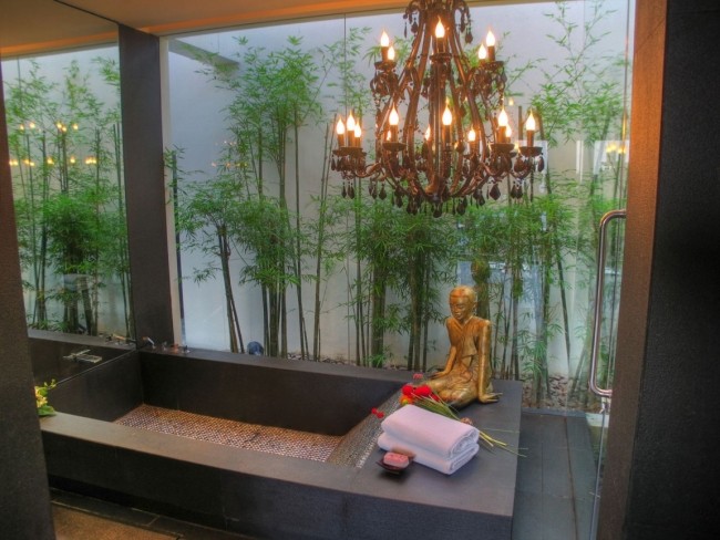 Badezimmer Pflanzen züchten Kristall Kronleuchter Buddah-Figur Dekoration-Badewanne