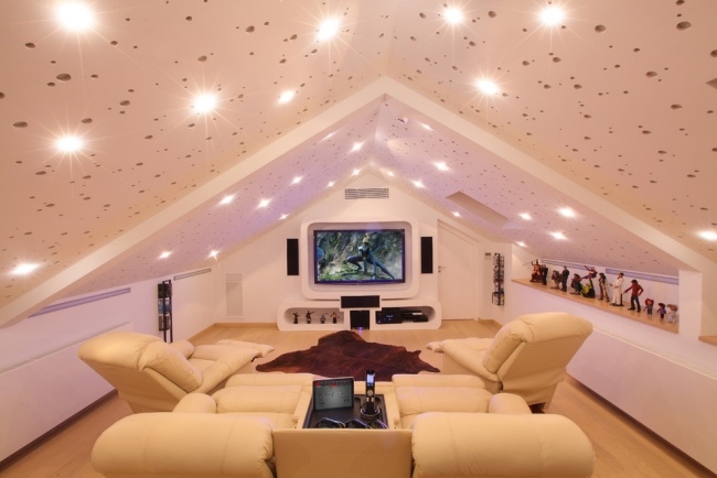Dachwohnung Heimkino gestaltung Licht Sound-einstellen Design