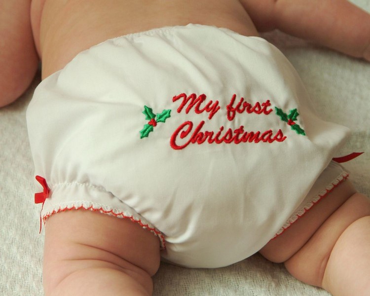 Erste-Weihnachten-Baby-kleidung-stickerei-verzieren