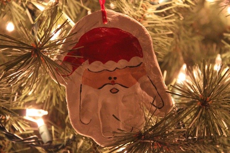 Erste Weihnachten mit Baby weihnachtsbaum-anhaneger-hangabdruck-weihnachtsmann