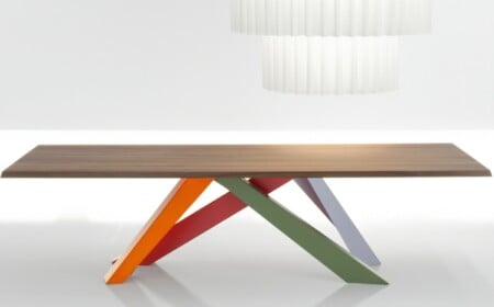 Esstisch modern bunte Beine italienische Designer Möbel