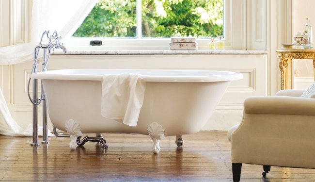 Freistehende Badewanne mit Füßen Design Quarrzcast Hampshire Modell