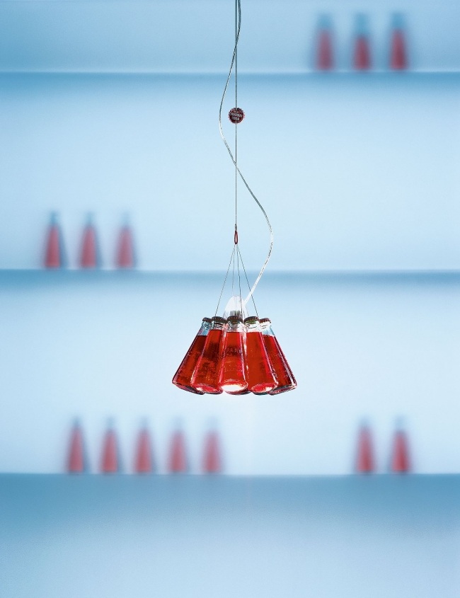 Hängende Leuchte Lampenschirm Rote Flaschen Design-Ingo Maurer-Trends Rote Flaschen
