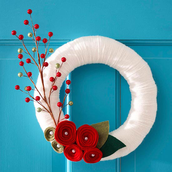 Weihnachtskranz Tür Weiß Garn Beerenzweige-rot Deko Rose