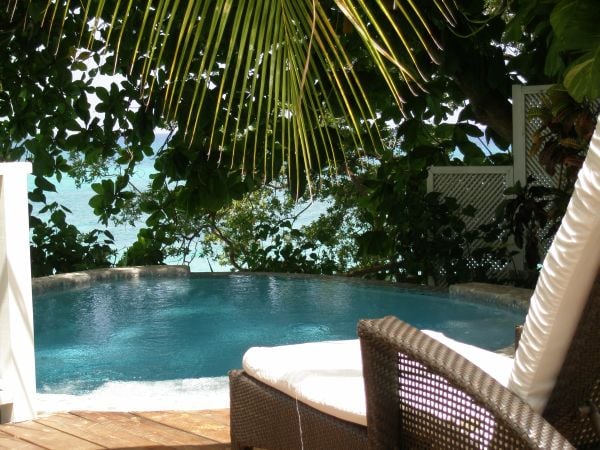 Lounge Terrasse Palmen Garten Whirlpool Schwimmpool-Rattan Terrassenmöbel Jamaica-Inn