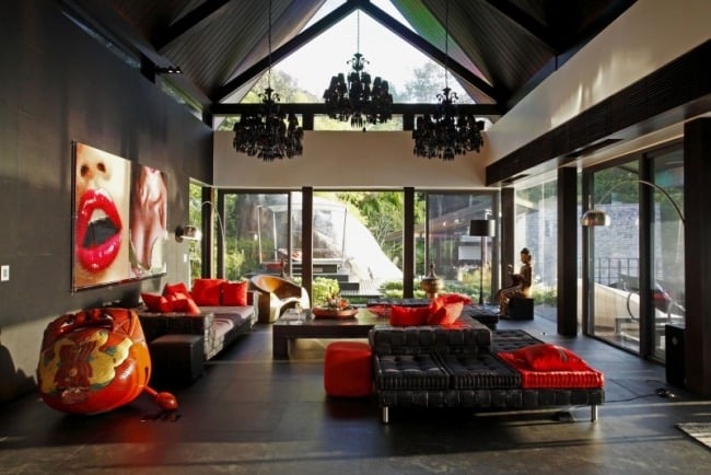 Offener Wohnraum Rote Sessel Asiatischer Stil-Kunststück Dekoideen-Villa Yin
