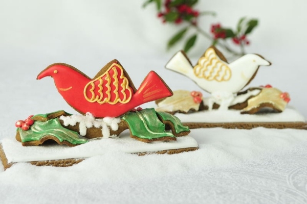 Plätzchen zu Weihnachten-zubereiten Dekorieren-Tischschmuck Vogel Figuren