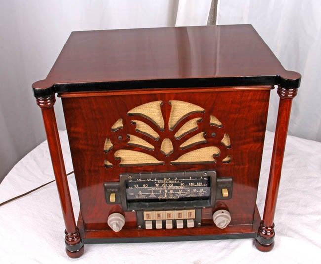 Radiogerät holzgehäuse ornamente Design-aus der Mitte-des jahrhunderts Museum-online