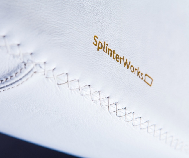 Splinter Works Design-Studio Lederbezogene Liege weiß Polster
