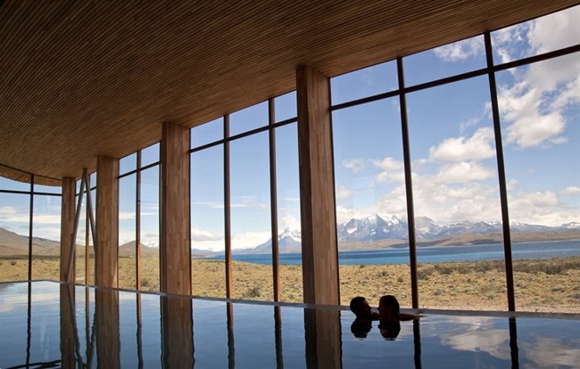 Steile-Gipfel bewundern Naturaussichten-Hotel-Spa Swimming Pool Patagonien