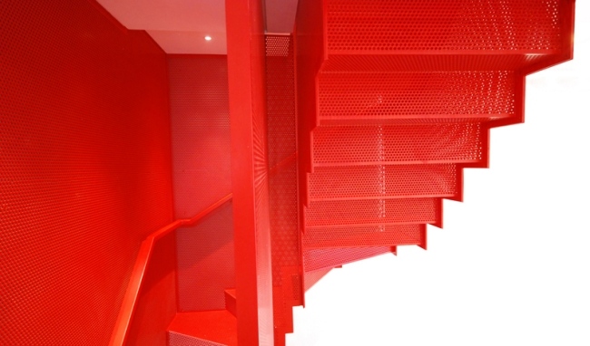Treppen Design hängend-Ideen Interior-exklusiv Rot Diapo