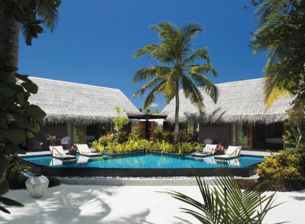 Luxus Hotelanlage Pool Deck liegen-traditionale Villa-Malediven