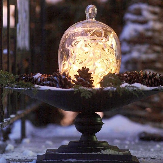 dekorieren Tannenzapfen Lichterketten schöne Idee Winter
