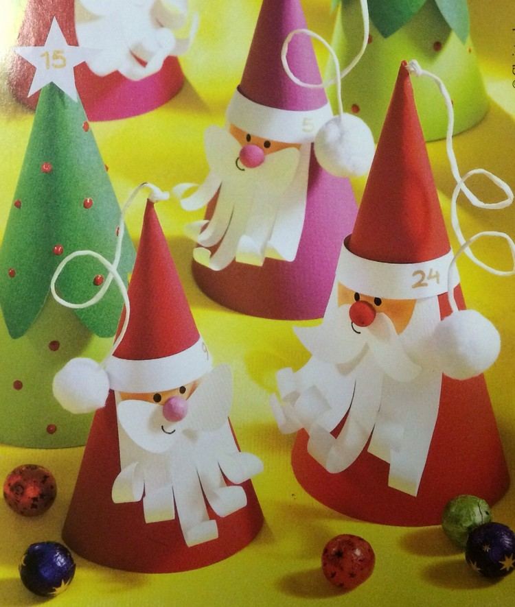 Weihnachtsdeko-Kinder-basteln-papier-weihnachtsmann-tannenbaum-kegelform