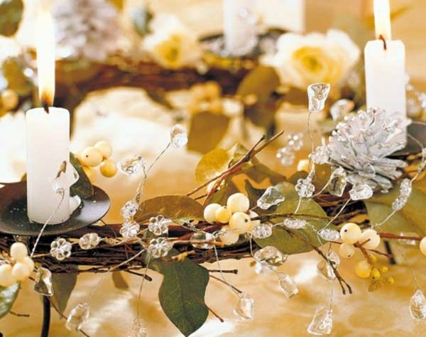  Kerzen Zapfen Adventszeit goldene Dekoration