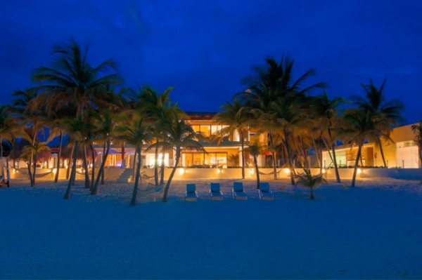 ferienhaus azul villa esmeralda luxus trendig strandpromenade exotisch