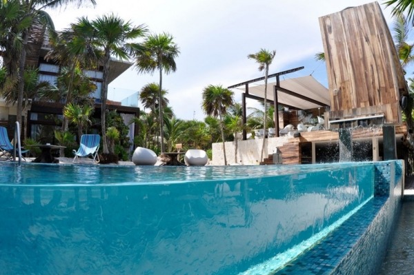 luxus resort exotisch modern pool glas konstruktion holz