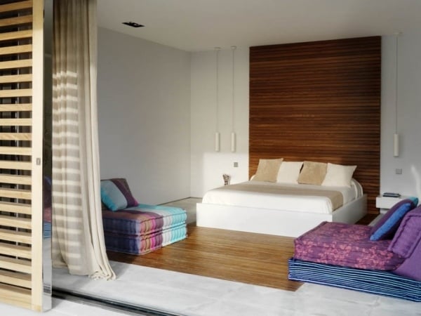 schlafzimmer einrichtung wandfarbe weiß kontrastakzente trendig vorschläge