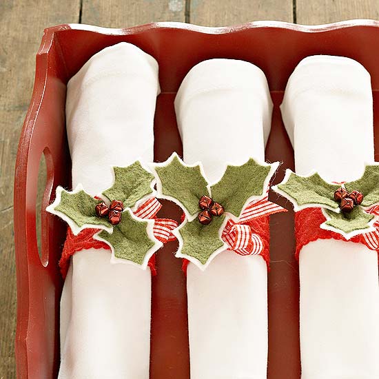 servietten weihnachten deko tisch filz mistelzweig serviettenring