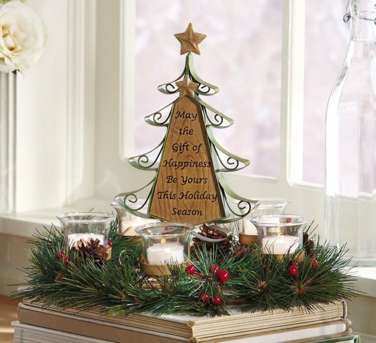 weihnachtlich dekorieren tannenbaum metall verschnoerkelt kranz advent kerzen