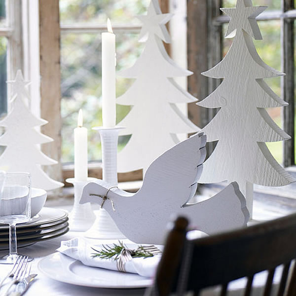 weiße deko ideen weihnachten holz weihnachtsbaum vogel form