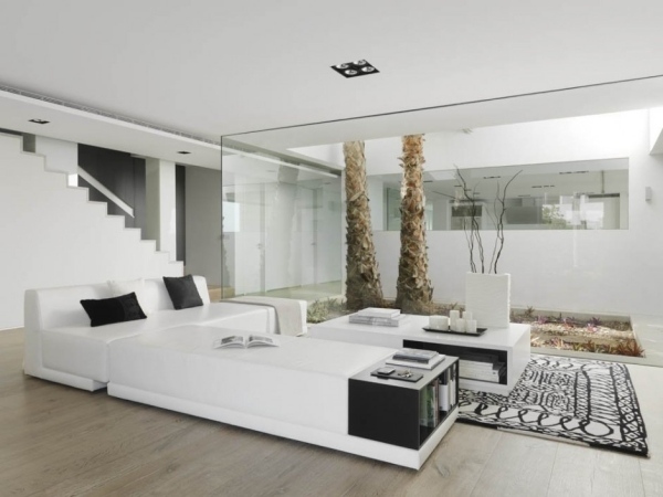 wohnzimmer vorschläge raumgestaltung trendig design wandverglasung weiße wanfarbe