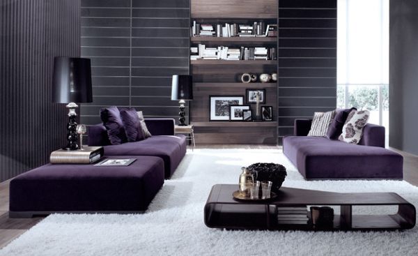 wohnzimmer ausstattung trendig bequem trendfarben herbst dekoelemente vorschläge purpur dunkelgrau innendesign stilvoll