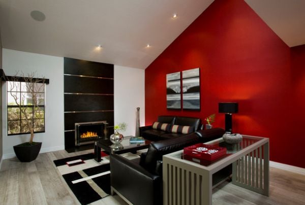 wohnzimmer ausstatungwandfarbe rotkräftig dekoakzente modern herbst