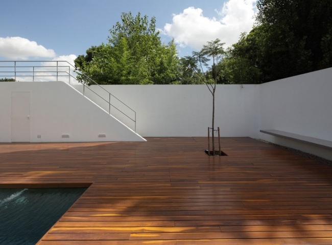 Design Haus-Holz Terrasse verlegen Baum angebaut Swimmingpool