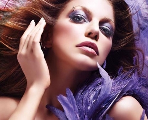 Farbenfroh betont Gesicht-Schmink auftragen Lidschatten violett-Ideen Trends-2013 Silvester