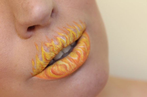 Feuer schöne Schminke Lippen gelb orange bemalen