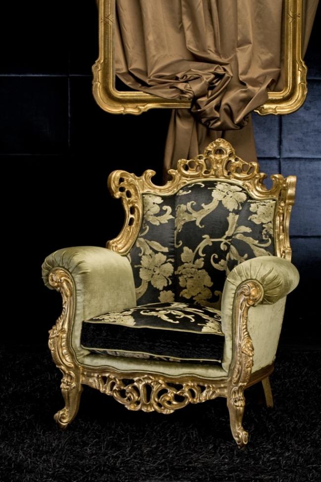 Luxus Sessel Finlandia-Gold Königlicher Stil Polsterung Rokoko ornamente-Rahmengestell
