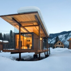Moderne Hütten Dachkonstruktion-Holz Stahl-Konstruktion Veranda berg Blicke
