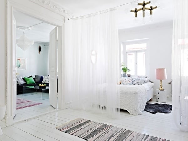 Schlafzimmer-Privatsphäre ideen Trennwand durchsichtig-Weiß Gardine 
