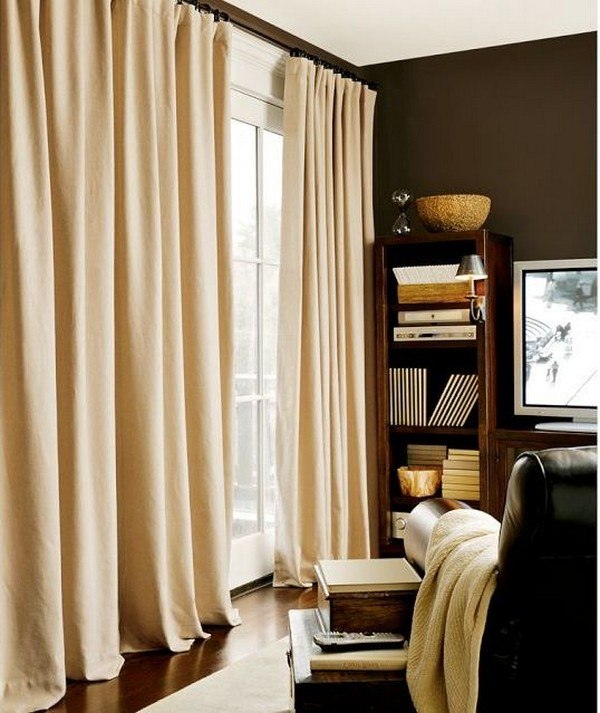 Farbe braunes Wohnzimmer Holzmöbel klassisch