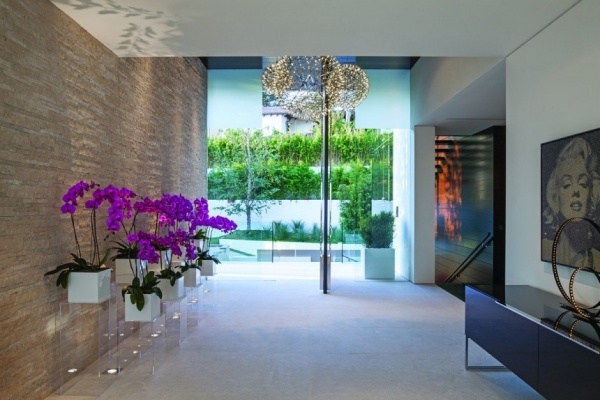flur wandverglasung schlichte linien ästhetik modern interieur design
