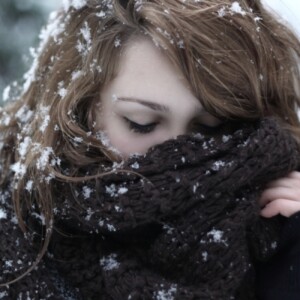 Haare Schneeflocken im Winter-Ideen und Pflegetipps