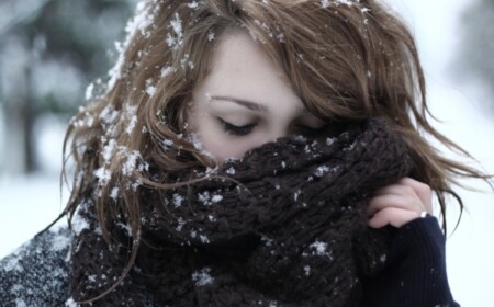 Haare Schneeflocken im Winter-Ideen und Pflegetipps