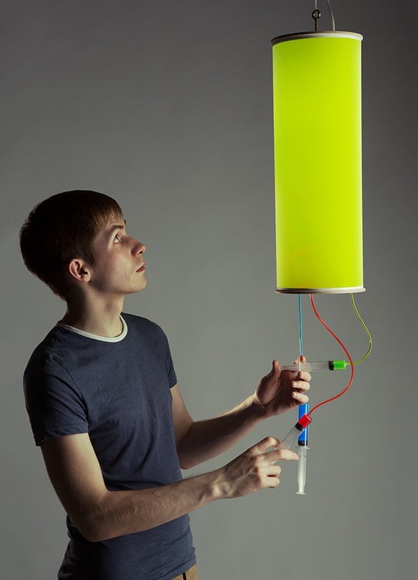 interaktive lampe taras sgibnev verschiedene farben spritzen