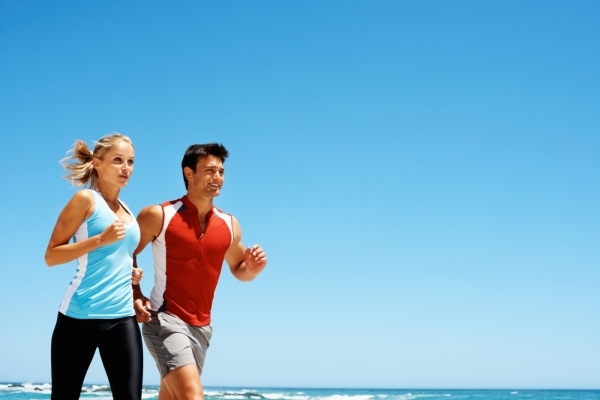 laufen trainig macht spaß glücklich zusammen machen schlank 