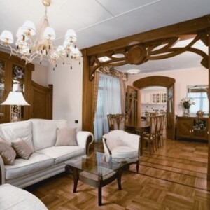 luxuriöses Wohnzimmer Jugendstil Möbel Polstersofa weiß Kaffeetisch