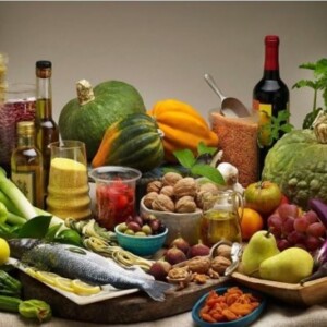 mediterranisch Essen leckere kalorienarme Rezepte Kochen abnehmen