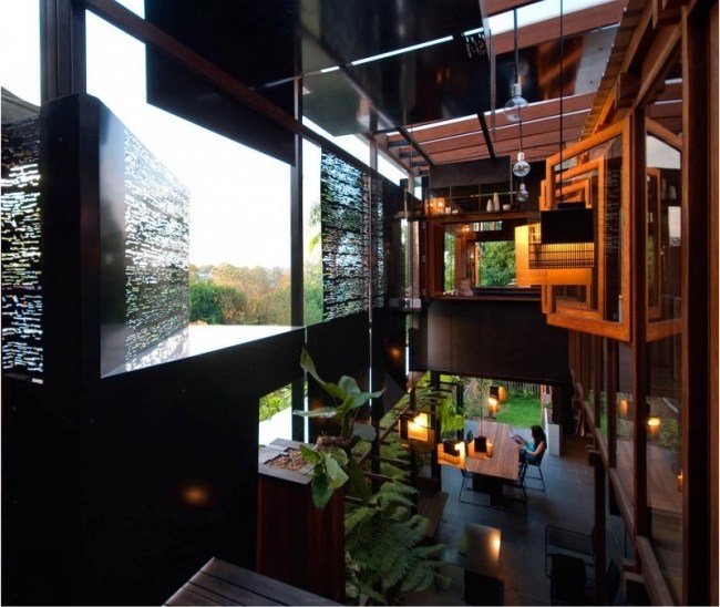modernes wohnhaus offen essbereich terrasse pflanzen
