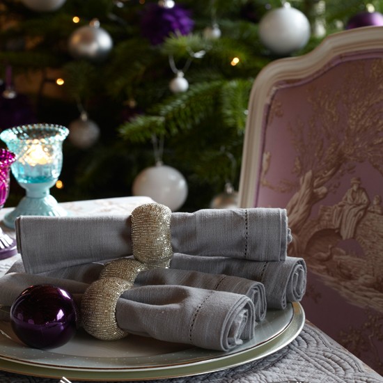 tischdeko weihnachten stoffservietten serviettenringe perlen