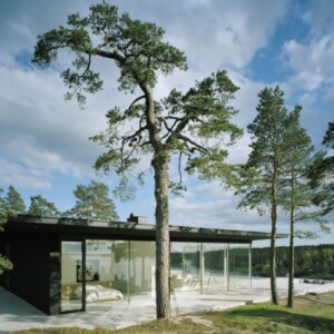 villa-voll-verglast-minimalistische-einrichtung-john-robert-nilsson-arkitektkontor
