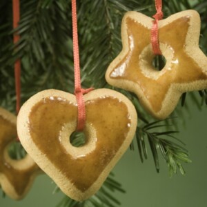 weihnachtsdeko zum selbermachen salzteig herz stern tanne schmuck