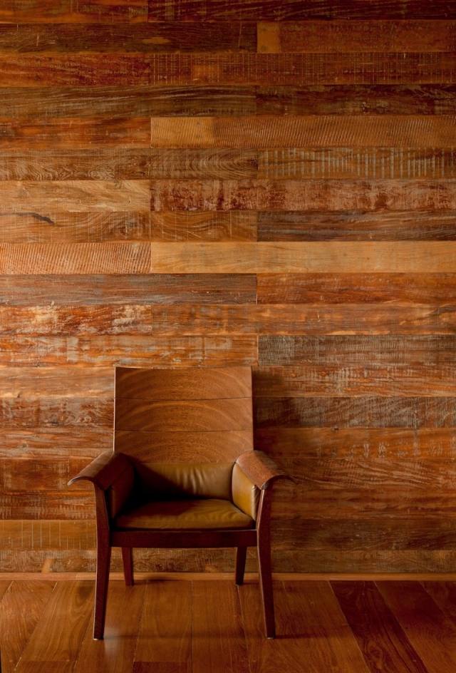 sessel Holz-rahmengestell Wandbelag -Innenraumgestaltung-Carlos-Motta architekt