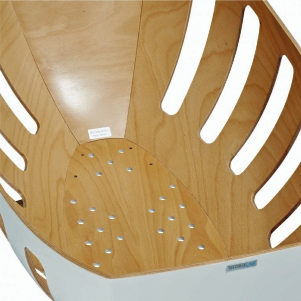 modernes Design Holz kleine Seiten Öffnungen schöne Idee